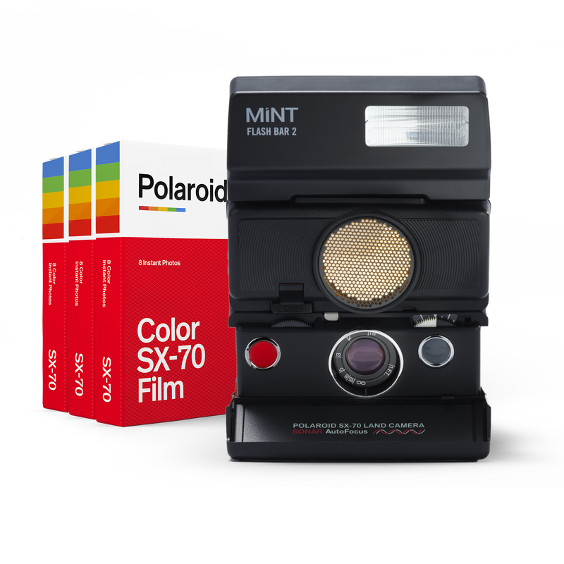 Polaroid SX‑70 Autofocus Starter Set